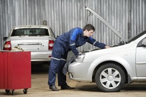 Vom Abgasskandal betroffene Autos müssen in die Werkstatt.