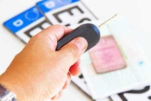 Anhängerkupplung nachrüsten: Im Fahrzeugschein eintragen müssen Sie dies nur bei fehlender EU-Zulassung.
