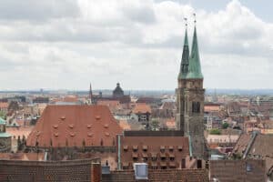 Hier finden Sie einen Anwalt in Nürnberg, der im Verkehrsrecht bewandert ist.