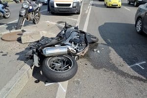 Der Anwalt für Verkehrsrecht in Bad Sobernheim hilft, wenn der Unfallgegner Fahrerflucht begangen hat.