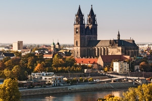 Einen Anwalt für Verkehrsrecht in Magdeburg können Sie in unserer Liste finden.