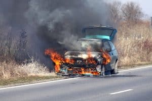 Auto abgebrannt: Wer zahlt für den Schaden?