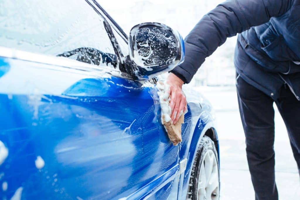 Reinigen Sie Ihr Auto per Handwäsche muss das Zubehör passen. 