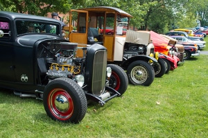 Autoauktion - besonders Oldtimer sind begehrte Investionsobjekte.