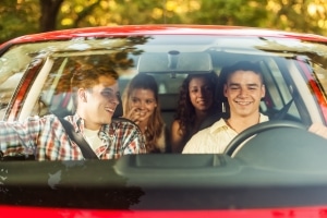 Baggerfahren für Männer und Frauen: Das Fahrvergnügen kann heute sogar mit Urlaubstrips verknüpft werden.