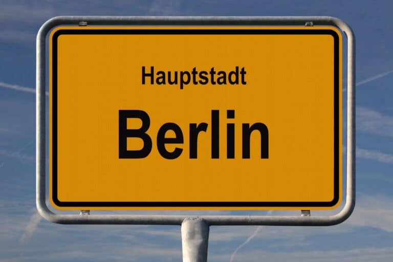 Geblitzt auf der A103? Feste und mobile Blitzer 2025