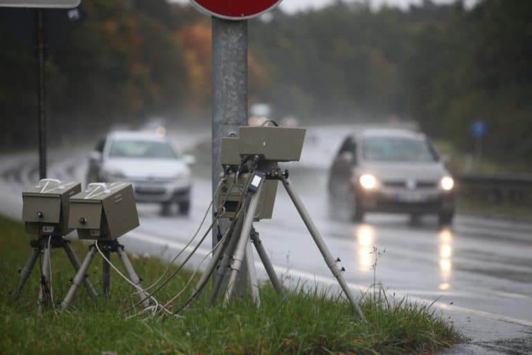 Ab wann wird man geblitzt? - Verkehrsüberwachung 2023
