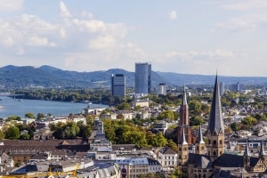 Blitzer sind in Bonn als fest installierte sowie als mobile Messgeräte im Einsatz.