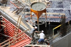 Bei der Brücken-Sicherheit ist laut Prüfung von Experten auch entscheidend, ob Beton oder Stahl verbaut wurde.