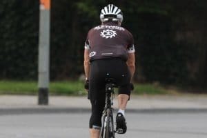 Eine Bundesstraße erlaubt Radfahren, wenn diese nicht gleichzeitig als Kraftfahrstraße fungiert.