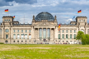 Noch diesen Freitag berät der Bundestag über eine Neufassung des Infektionsschutzgesetzes.