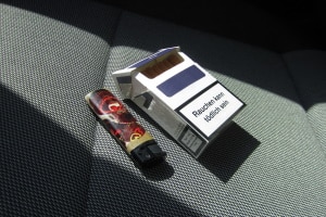 Sowohl Bußgeld als auch Rauchverbot im Auto wurden schon 2019 vom Bundesrat vorgeschlagen.