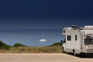 Im Campingurlaub in Belgien sollten Reisende darauf achten, wo sie das Wohnmobil abstellen.