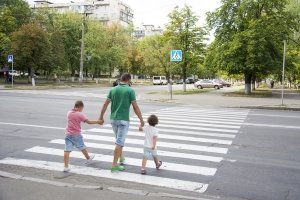 Der Debeka-Verkehrsrechtsschutz sichert Sie auch als Fußgänger ab.