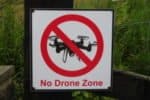 Nicht überall dürfen Sie eine Drohne privat fliegen lassen.