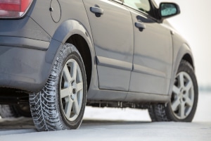 Auch fürs E-Auto sind Winterreifen vorgeschrieben.