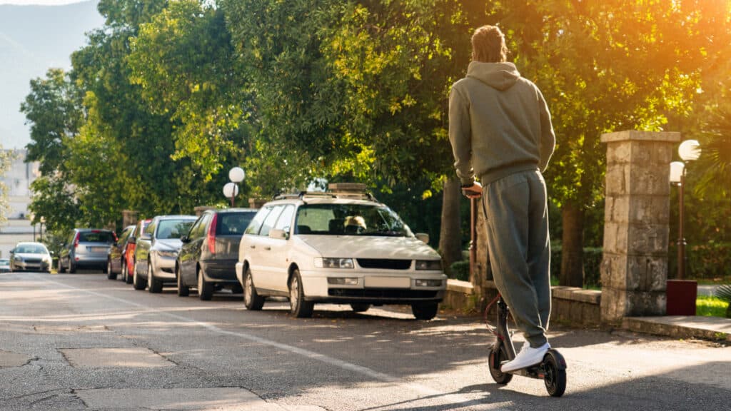 Ein Verstoß mit dem E-Scooter kann zum Führerscheinentzug führen.