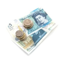 England: Nach einem Autounfall bestehen zwei Optionen zur Schadensregulierung.