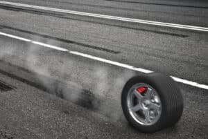 Ein unvergessliches Erlebnis: Den Rennwagen einmal selbst fahren.