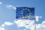 Bereits 1998 beschloss der Europäische Rat, einheitliche europäische Nummernschilder einzuführen.