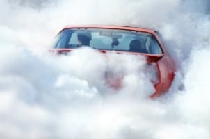 Event-Fahrtrainings können besondere Übungen enthalten, die das Auto stark fordern.