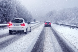 Beim Fahren im Schnee ist volle Konzentration gefragt.