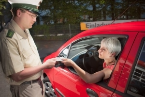 Kontrolle von Fahrerlaubnis und Führerschein