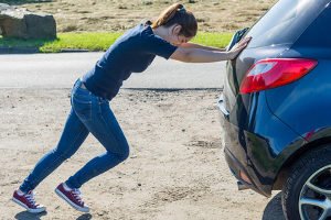 Wurde die Fahrerlaubnis vorläufig entzogen, dürfen Sie sich nicht mehr hinters Steuer setzen.