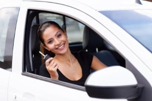 Ersttäter müssen bei einem Fahrverbot den Führerschein eventuell nicht abgeben.