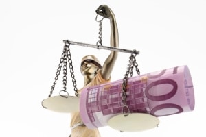 Sind Sie in Griechenland in einen Autounfall verwickelt, kann sich die Schadensregulierung schwierig gestalten.