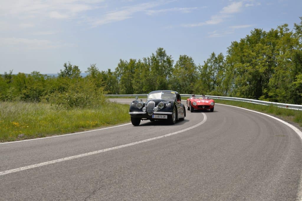 Viele Fahrzeughalten wollten das H-Kennzeichen für eine Saison online bestellen. 