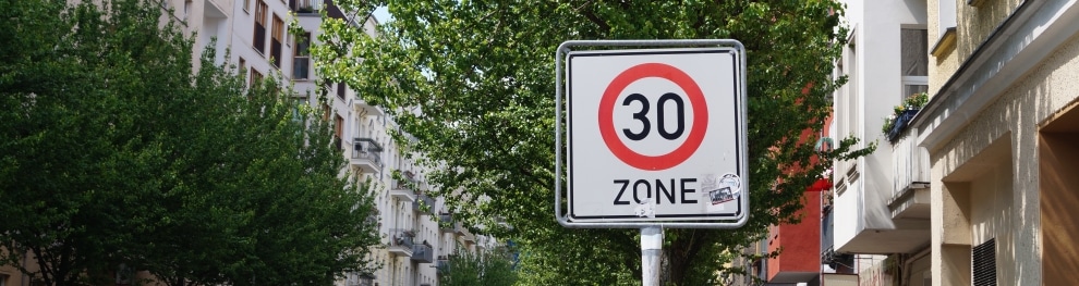 In Tempo-30-Zone zu schnell gefahren?