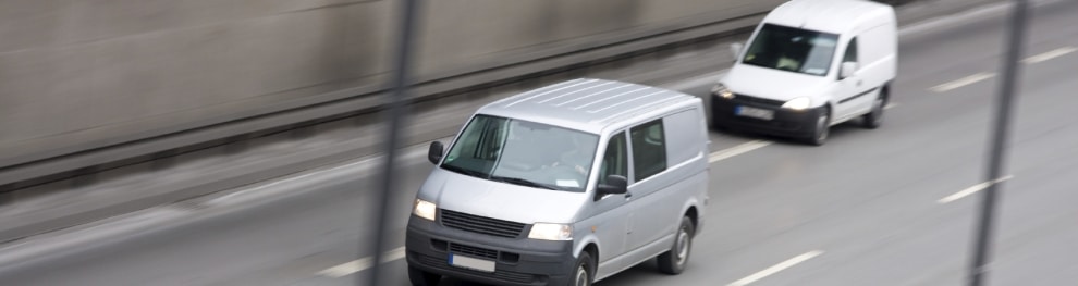 Sicherheitsabstand auf der Autobahn: So groß muss er sein!