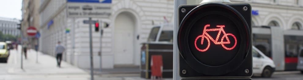 Fahrradampel bei rot überfahren: Was droht?