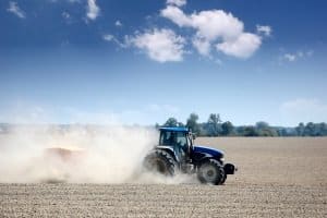 Damit die Innenraumluft frei bleibt von Staub und Pollen, kommen spezielle Filter im Auto zum Einsatz.