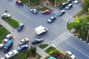 Auch innerorts können Sie zu langsam fahren, nämlich wenn Sie den Verkehr durch Ihre Geschwindigkeit behindern.