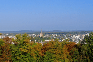 Die Kfz-Zulassungsstelle Siegburg betreut die rechtsrheinischen Gebiete im Rhein-Sieg-Kreis.