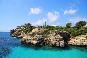Sie können Lanzarote auch ohne Mietwagen genießen.