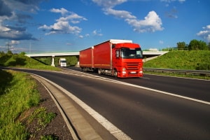 LKW: Die notwendige Beleuchtung ist gesetzlich vorgeschrieben.