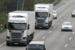 Müssen LKW eine Geschwindigkeit auf der Autobahn einhalten?