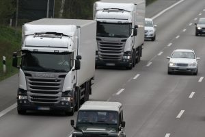 Die Lkw-Versicherung deckt die Kosten im Schadenfall ab