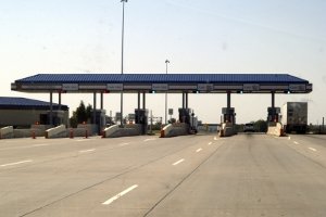 Die Maut wird durch das System von Toll Collect gebucht und abgerechnet.