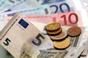 Die Mautgebühren sind in Irland in Euro zu zahlen.