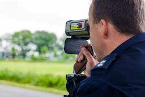 Mobile Blitzer auf der A20 sind mitunter fehleranfällig.