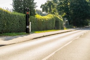 Wird bei der Messung durch den PoliScan Speed eine Toleranz berücksichtigt?