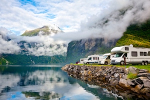 Über einen Preisvergleich bei CamperDays kann jeder seinen Tarumcamper für die nächste Reise finden.