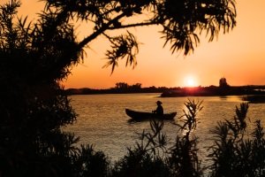 Promillegrenze: Auf dem Boot das Feierabendbier zu genießen, kann problematisch werden.