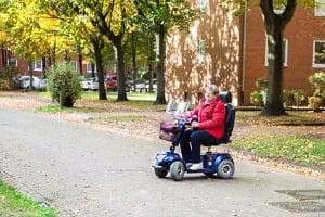 Sie erlitten einen Schlaganfall und möchten weiterhin Autofahren? Unter bestimmten Voraussetzungen ist dies möglich.