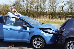 Der Schutzbrief zur Autoversicherung der Provinzial verspricht schnelle Hilfe nach einem Unfall.