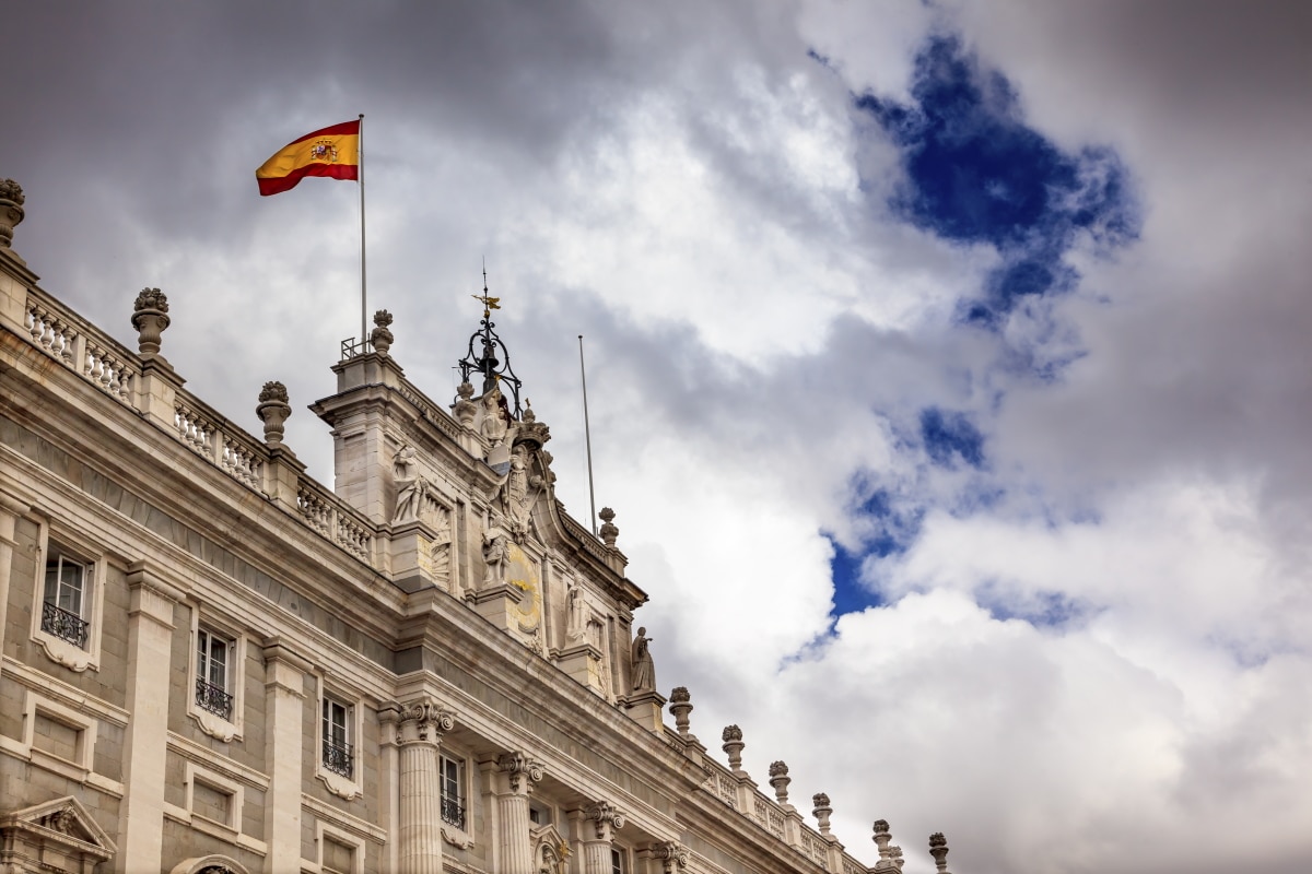 Wo werden in Spanien Mautgebühren erhoben und wie hoch fallen diese aus?